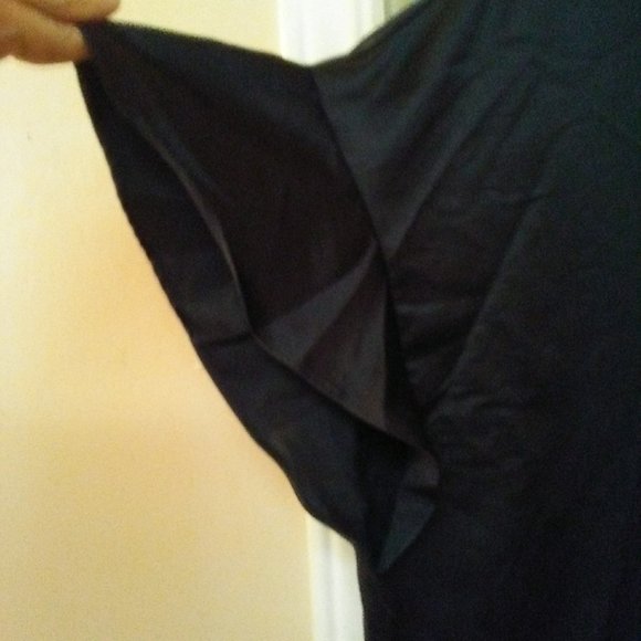 NWT Victoria's Secret Ruffly Satin Kimono Robe OS - Picture 5 of 10